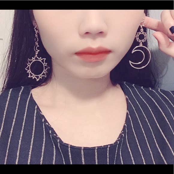 Meet your Posher, Miki - Picture 1 of 1